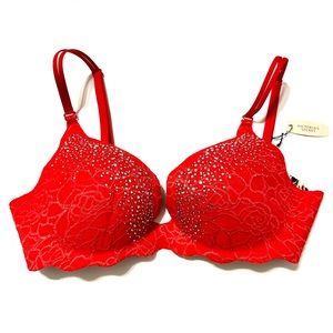 Victoria’s Secret Very Sexy Secret Embrace Wave Push Up Bra Red 38C NWT